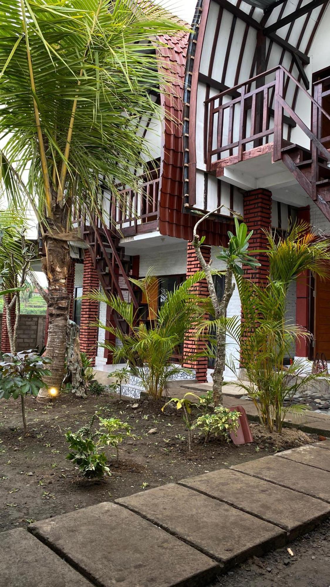 Alen'S Stay&Surf Airsatang Exterior foto