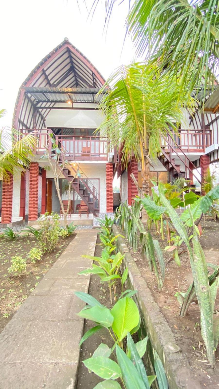 Alen'S Stay&Surf Airsatang Exterior foto