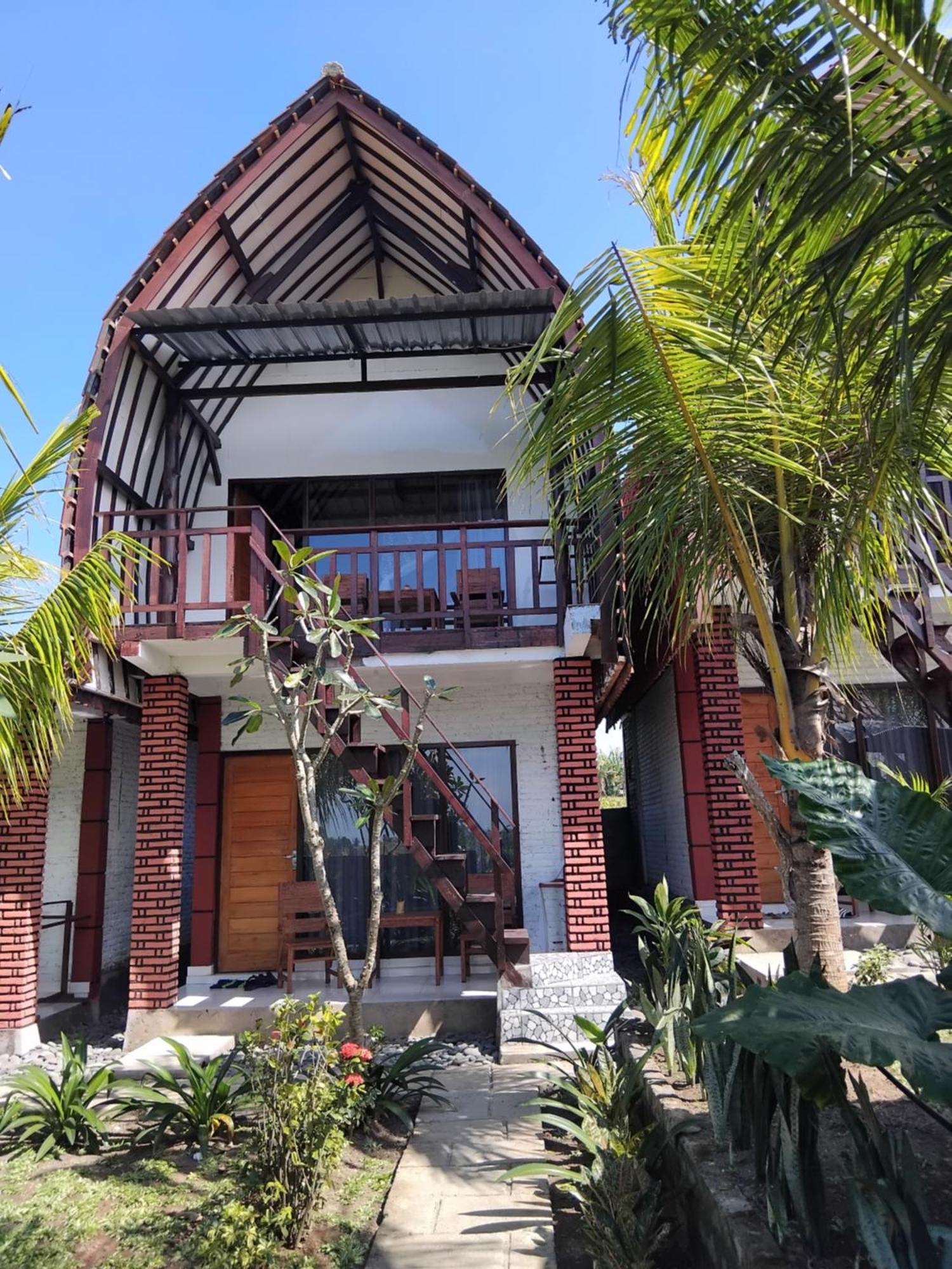 Alen'S Stay&Surf Airsatang Exterior foto